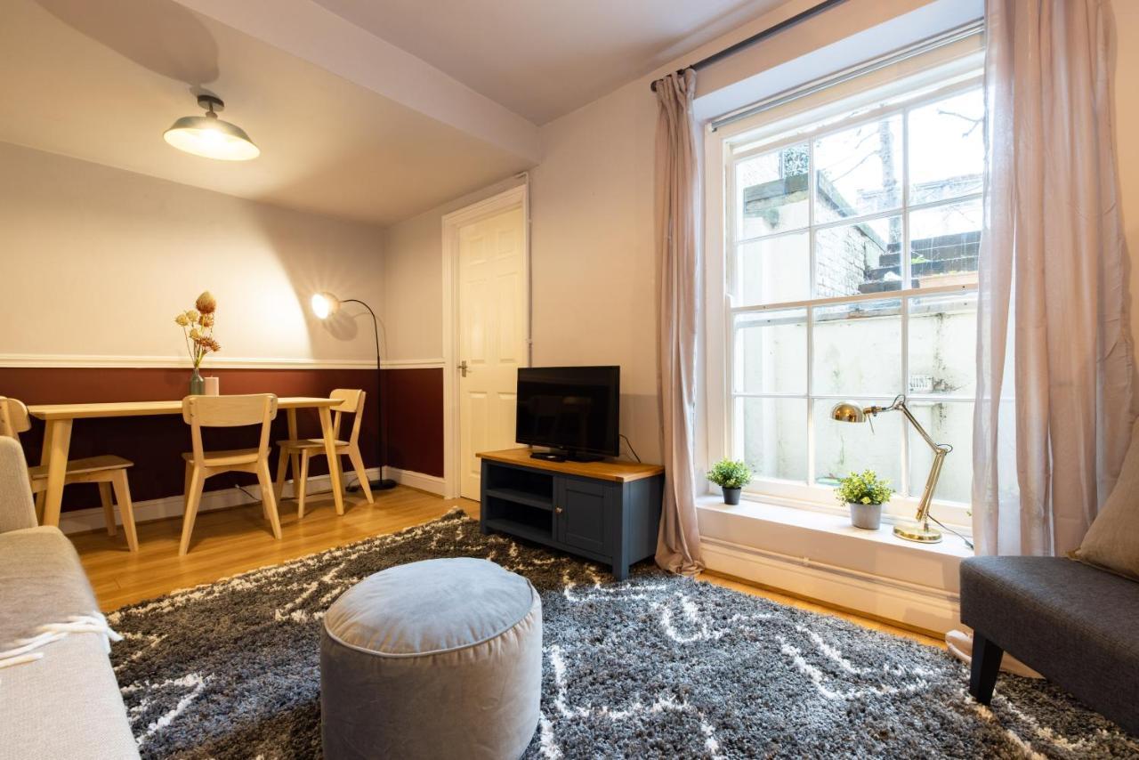Mornington Crescent Apartment London Exterior photo